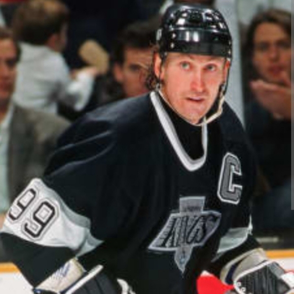 Wayne Gretzky (CCM)-(Kings)-(Jersey)-(Black/Grey)-(New)-(Size:XL-52)-$110.00 - Picture 4 of 9